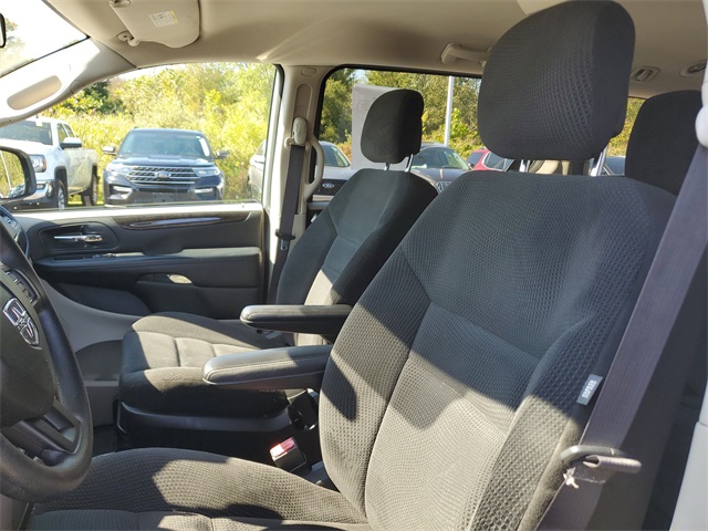 2017 Dodge Grand Caravan SE photo 14