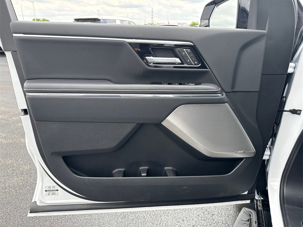 2025 GMC SIERRA - Image 13