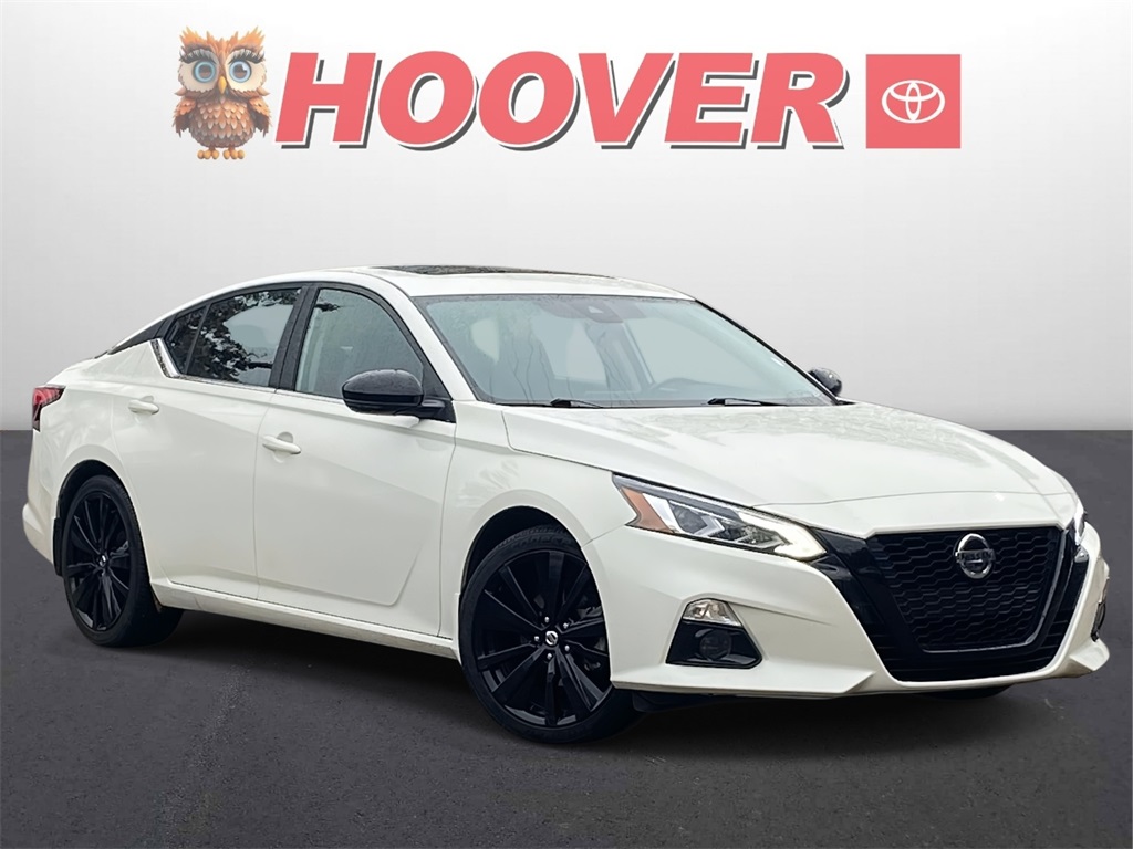 2022 Nissan Altima SR