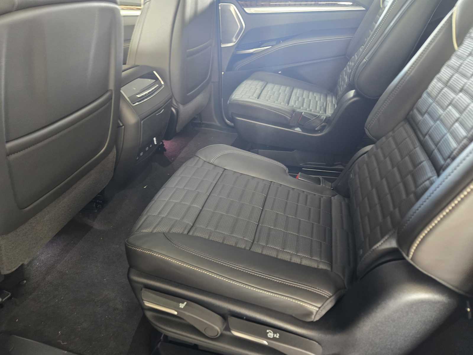 2026 Cadillac Escalade ESV Platinum Sport photo 13