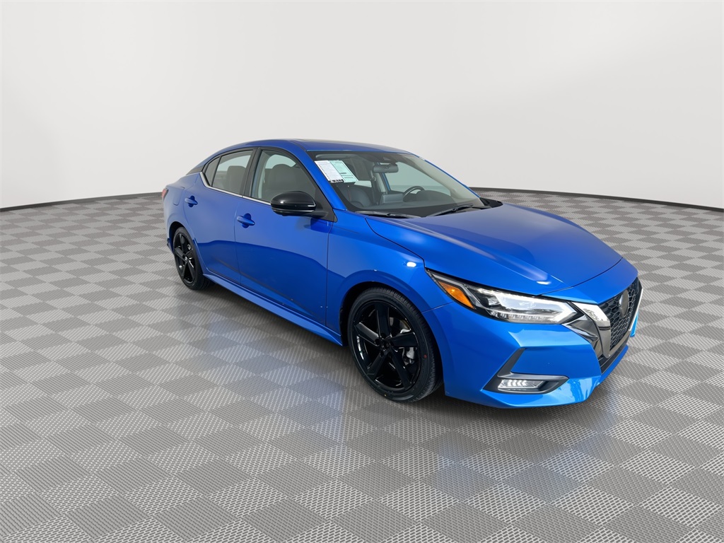 2022 Nissan Sentra SR Premium photo 2