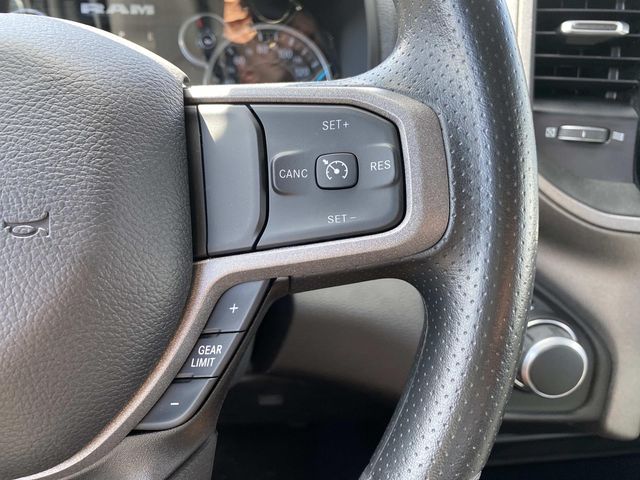 2024 Ram 2500 Tradesman photo 11