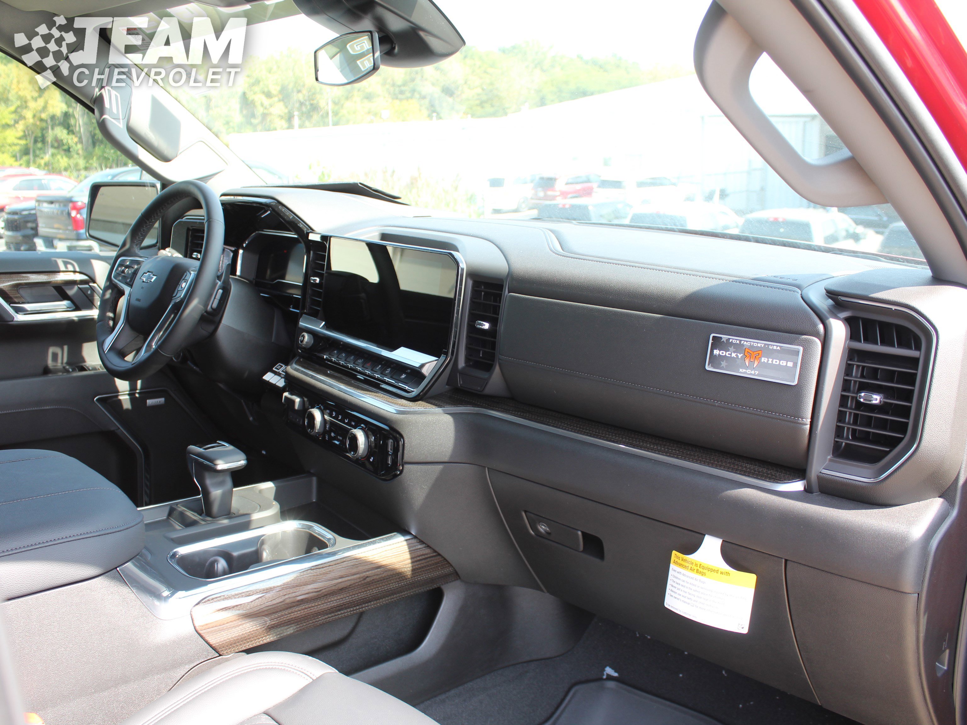 2025 Chevrolet Silverado 1500 RST photo 16