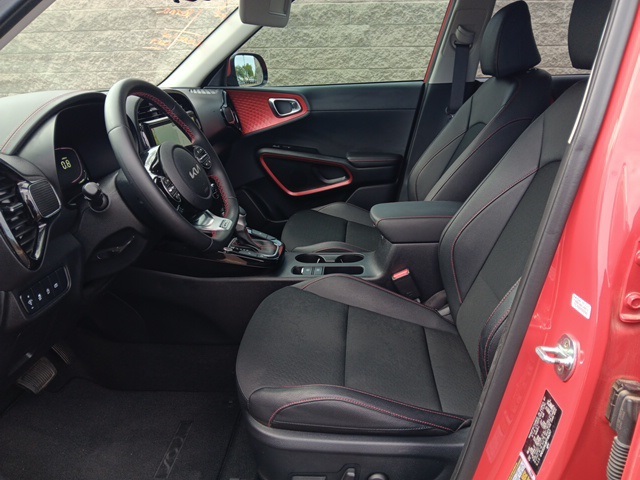 2023 Kia Soul GT-Line photo 14