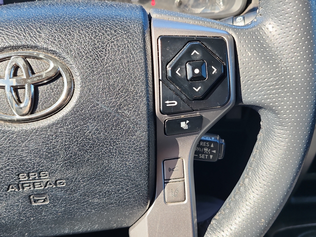 2020 Toyota 4Runner SR5 Premium photo 15