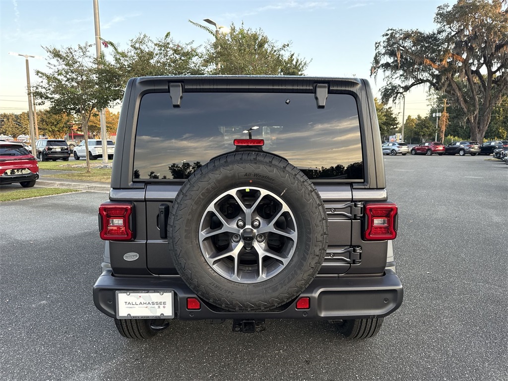 2025 Jeep Wrangler Sport S photo 4