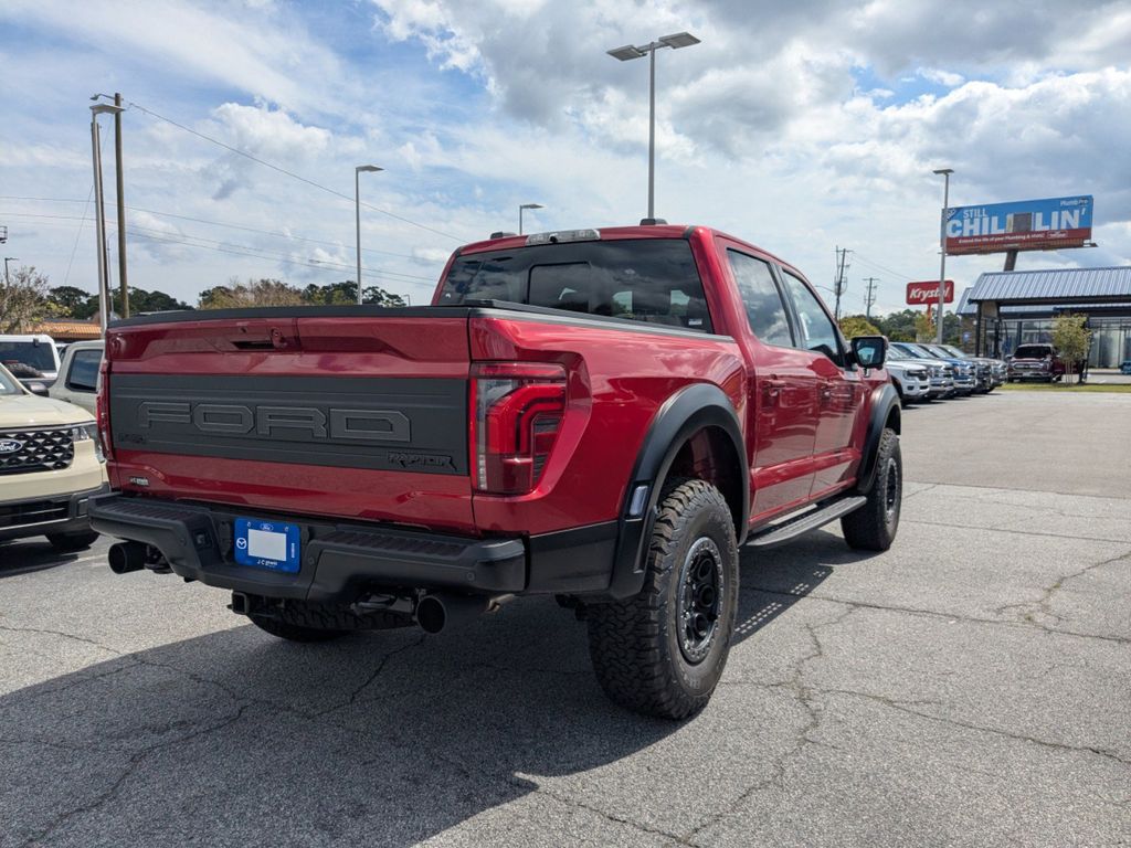 2025 Ford F-150 Raptor photo 3