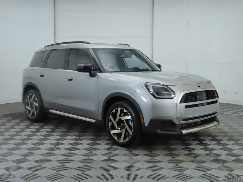 2025 Mini Countryman S ALL4 Iconic photo 3
