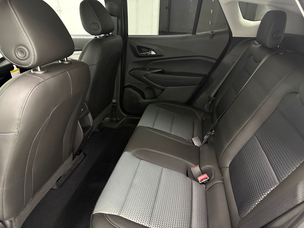 2026 Chevrolet Trax LT photo 26