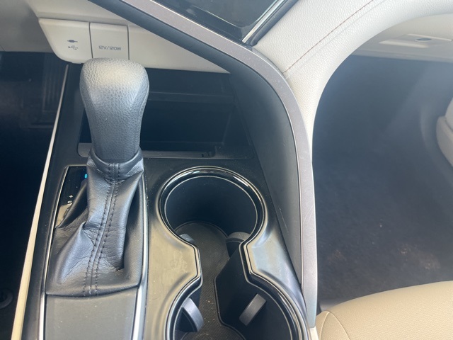 2018 Toyota Camry LE photo 17