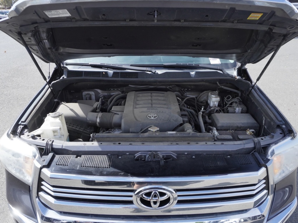 2017 Toyota Tundra TRD Off-Road photo 26