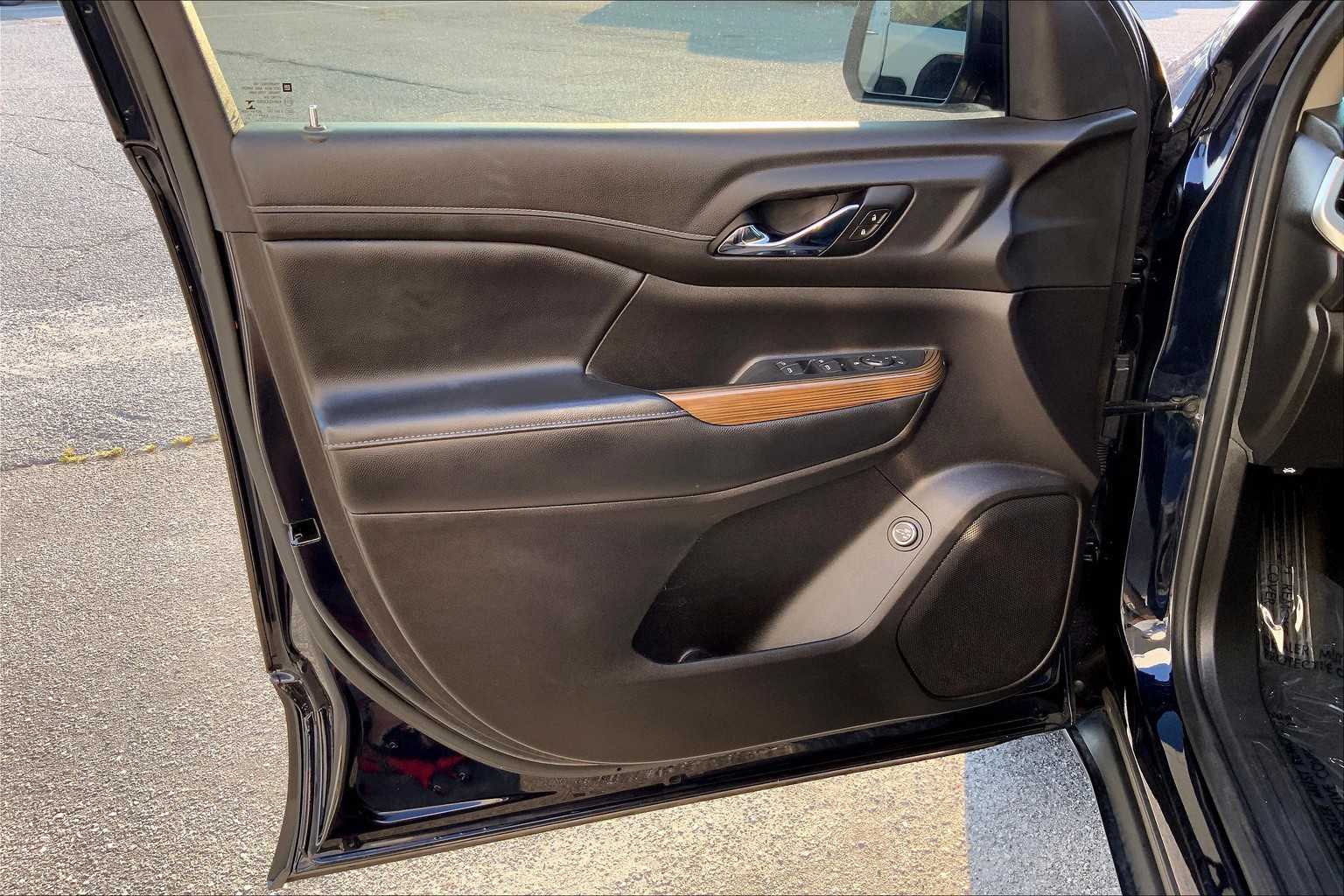 2021 Gmc Acadia SLE photo 20