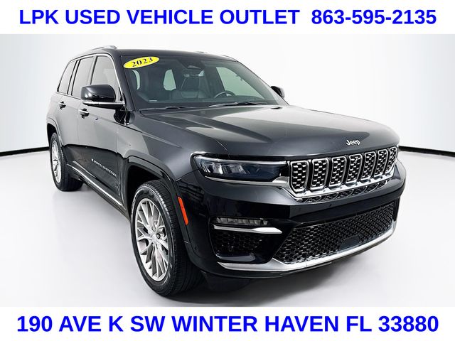 2023 Jeep Grand Cherokee Summit's photo