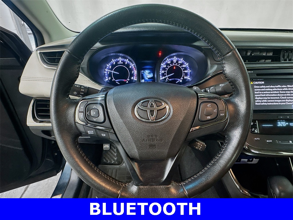 2016 Toyota Avalon XLE Premium photo 2