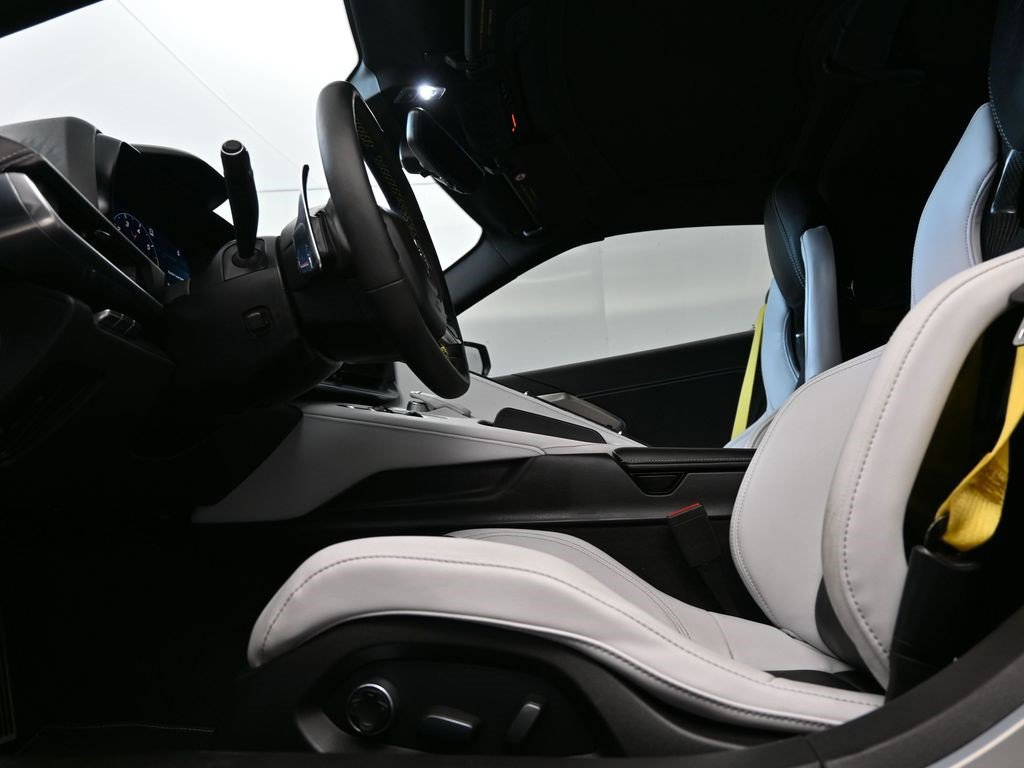 2023 Chevrolet Corvette Stingray 2LT photo 12