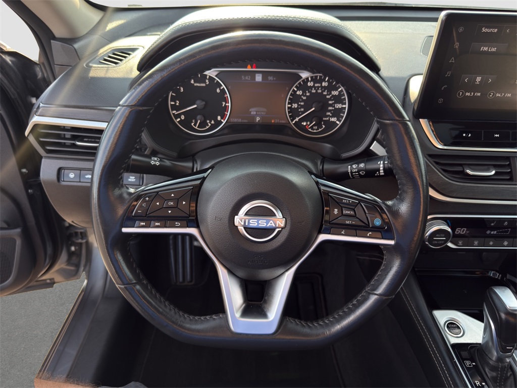 2023 Nissan Altima 2.5 SL photo 10