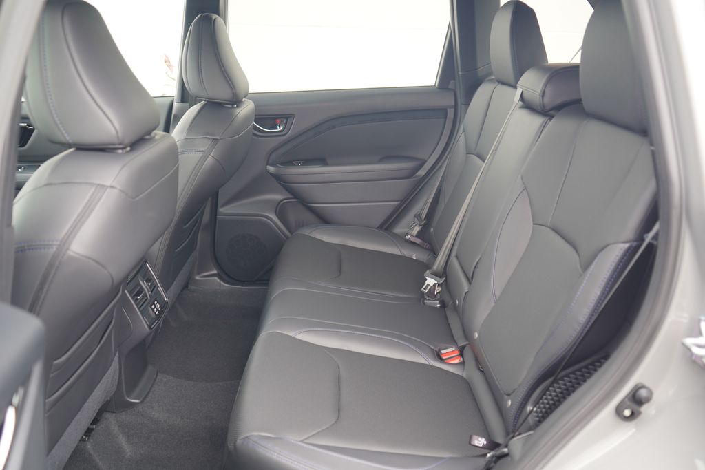 2025 Subaru Forester Limited photo 7