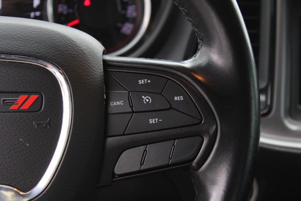 2019 Dodge Challenger SXT photo 19