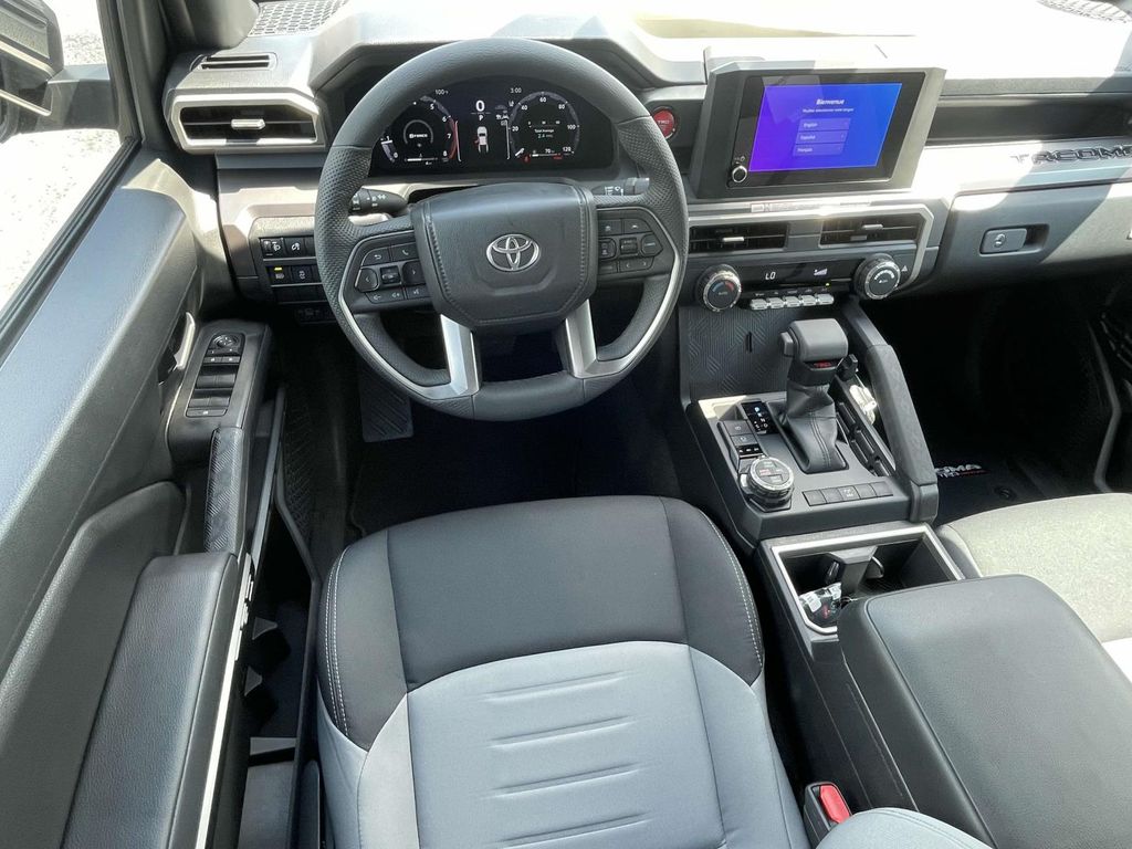 2025 Toyota Tacoma TRD Off-Road 4x4 Double Cab photo 10