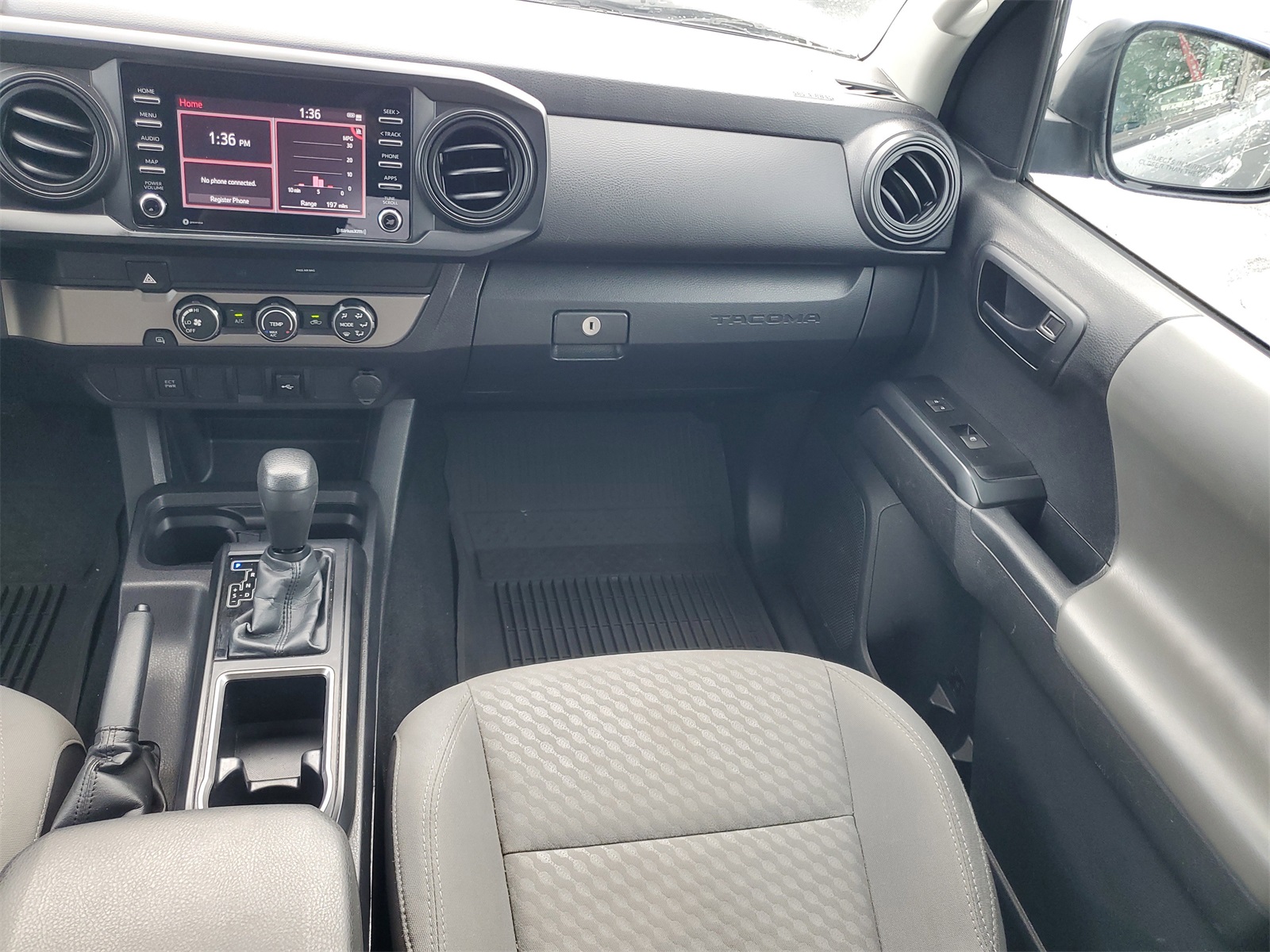 2022 Toyota Tacoma SR5 photo 26
