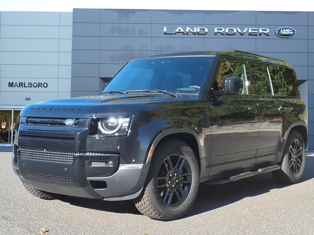 2026 Land Rover Defender S's photo