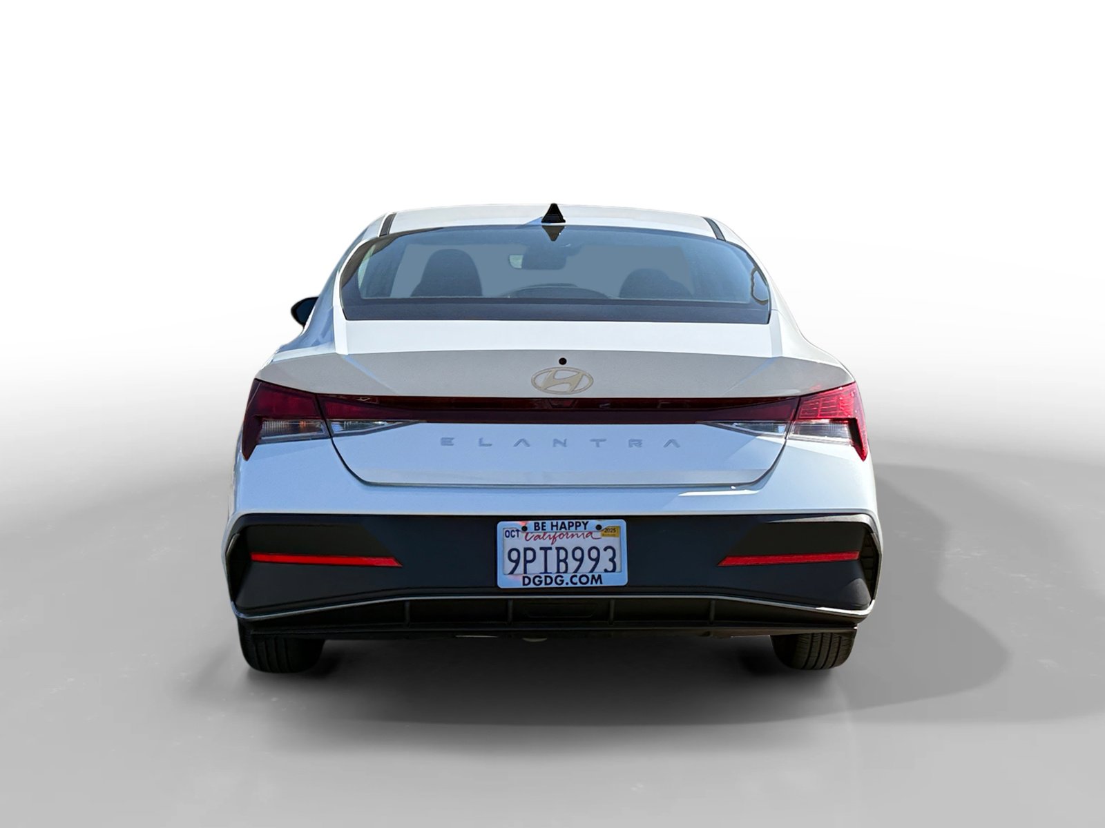 2024 Hyundai Elantra SE photo 4