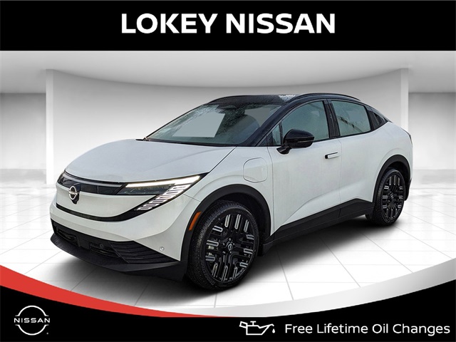 2026 Nissan LEAF Platinum+'s photo