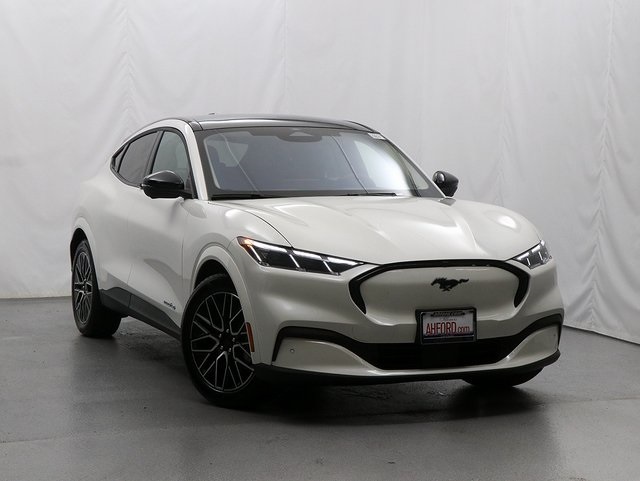 2025 Ford Mustang Mach-E Premium AWD's photo