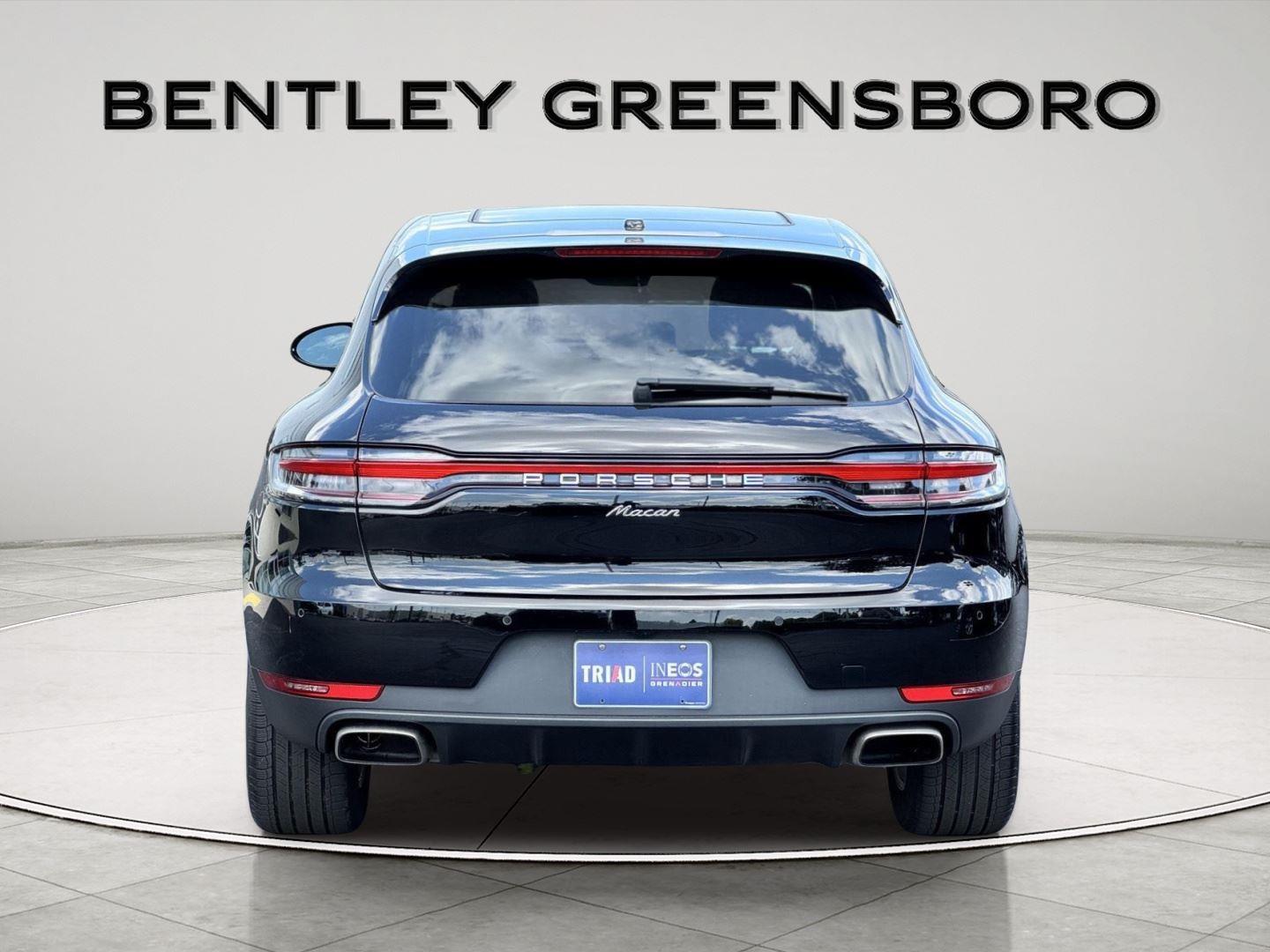 2021 Porsche Macan Base photo 8
