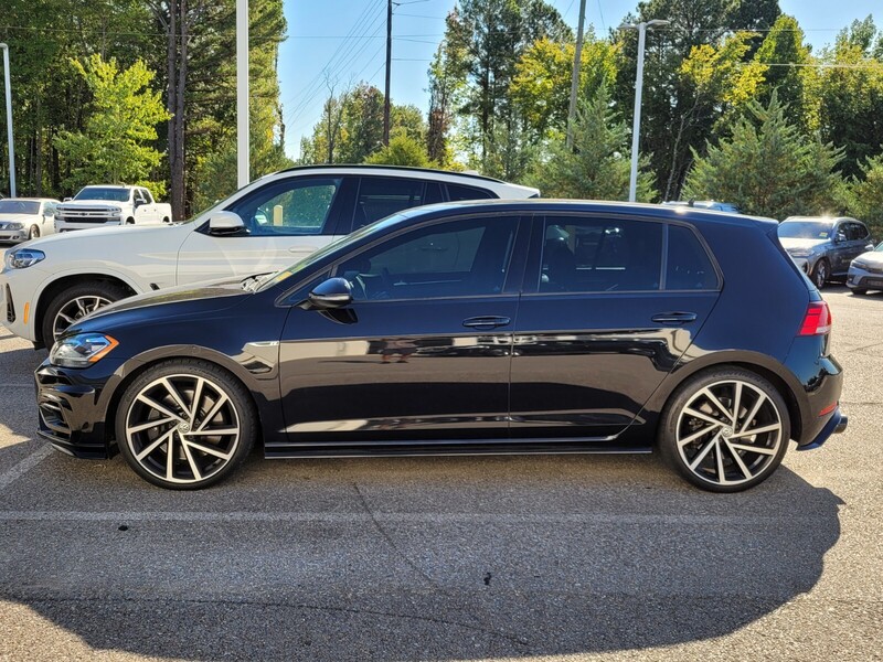 2018 Volkswagen Golf R 4Motion photo 3