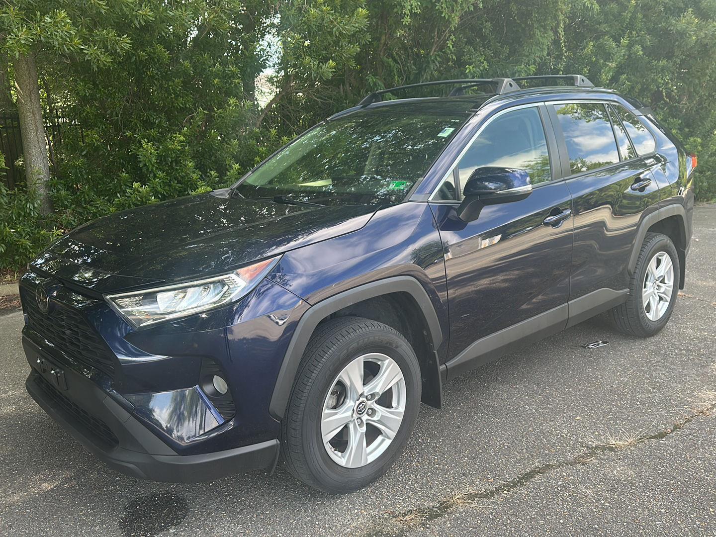 2019 Toyota RAV4 XLE photo 13