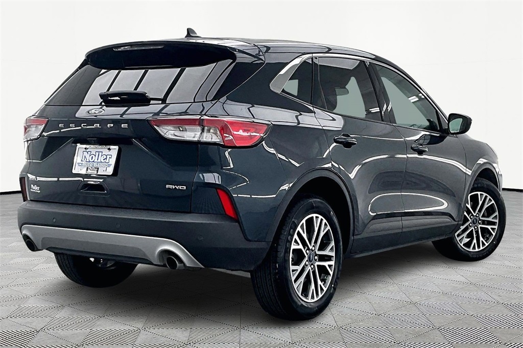 Used 2022 Ford Escape SEL with VIN 1FMCU9H68NUB23376 for sale in Kansas City