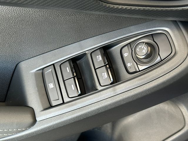 2025 Subaru Crosstrek Premium photo 12