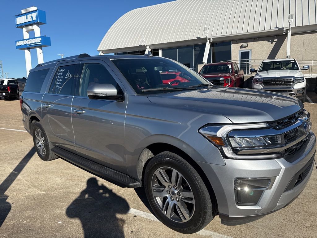 2024 Ford Expedition MAX Limited photo 2
