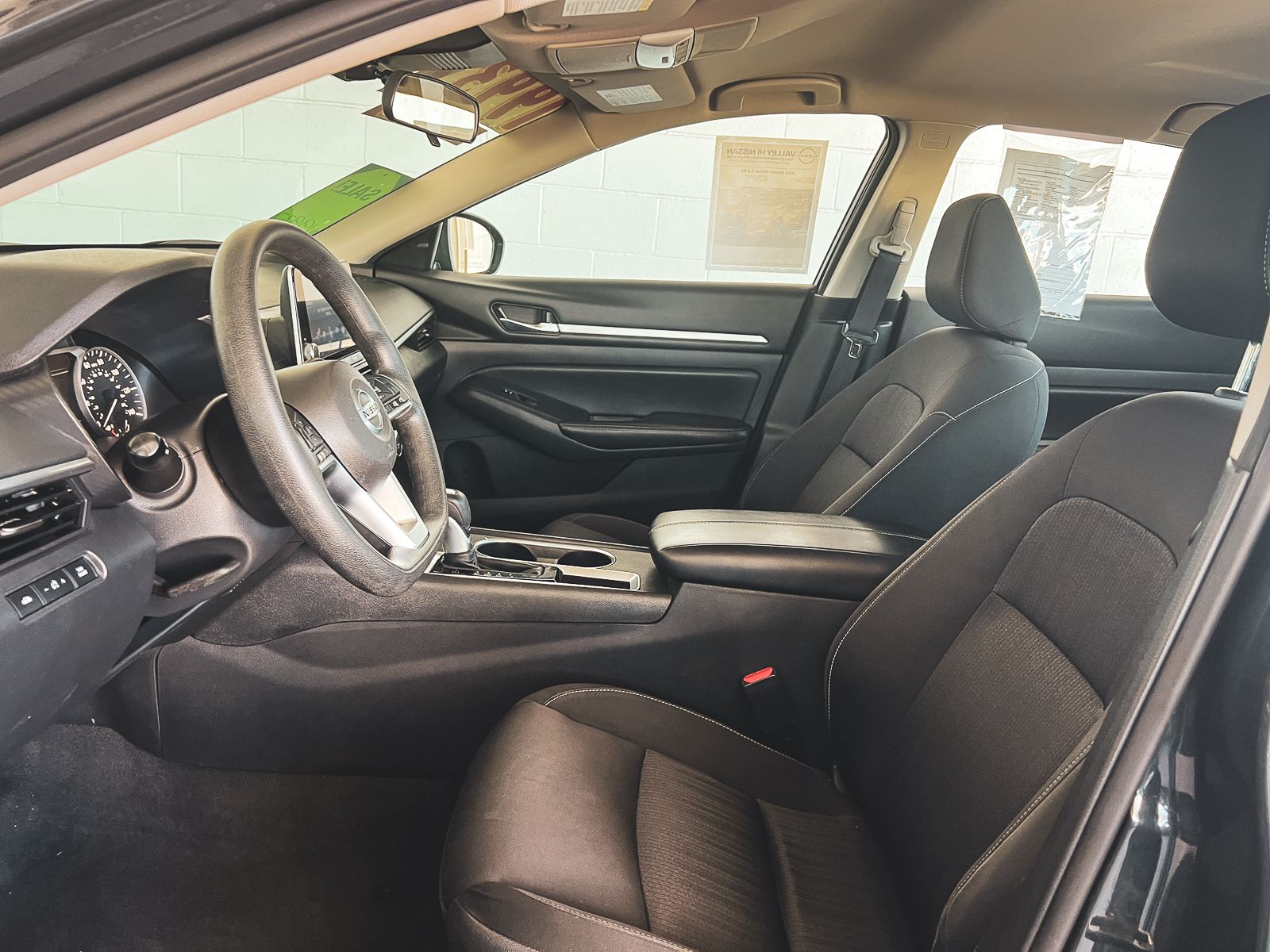 2022 Nissan Altima 2.5 SV photo 23