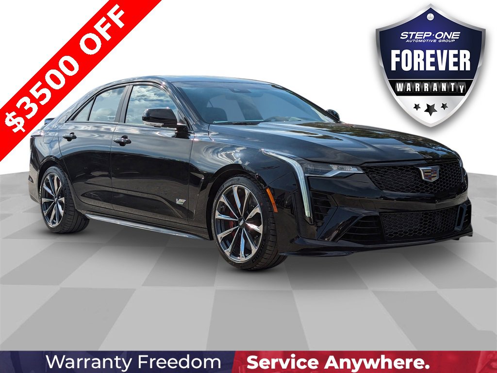 2025 Cadillac CT4 V-Series Blackwing's photo