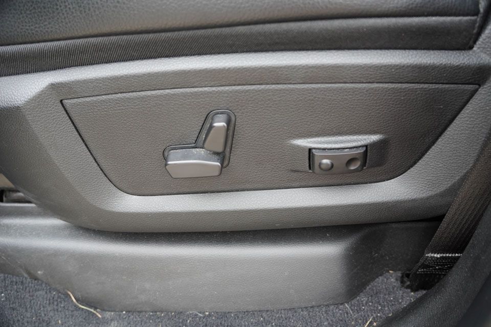 2024 Ram 3500 Laramie photo 26