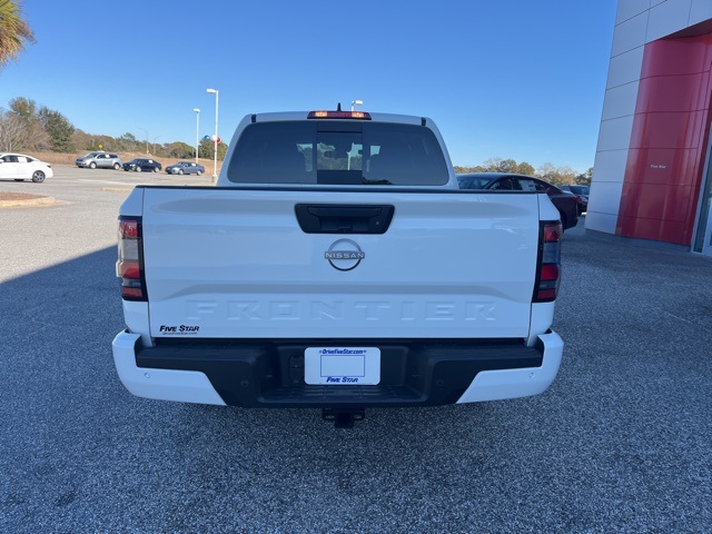 2025 Nissan Frontier Crew Cab SV photo 22