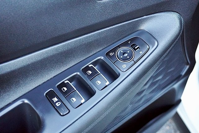 Used 2020 White Hyundai SEL image 22