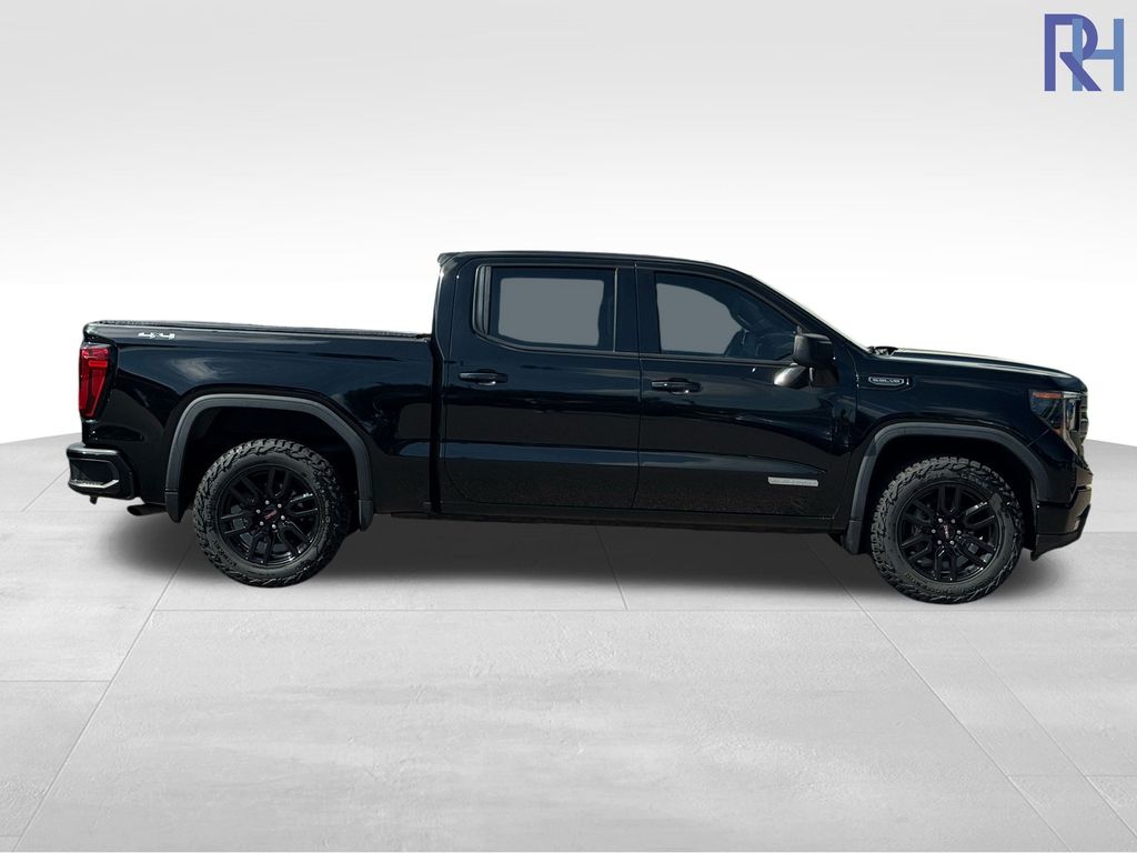 Used 2022 GMC Sierra 1500 Elevation with VIN 3GTUUCED2NG589347 for sale in Coon Rapids, Minnesota