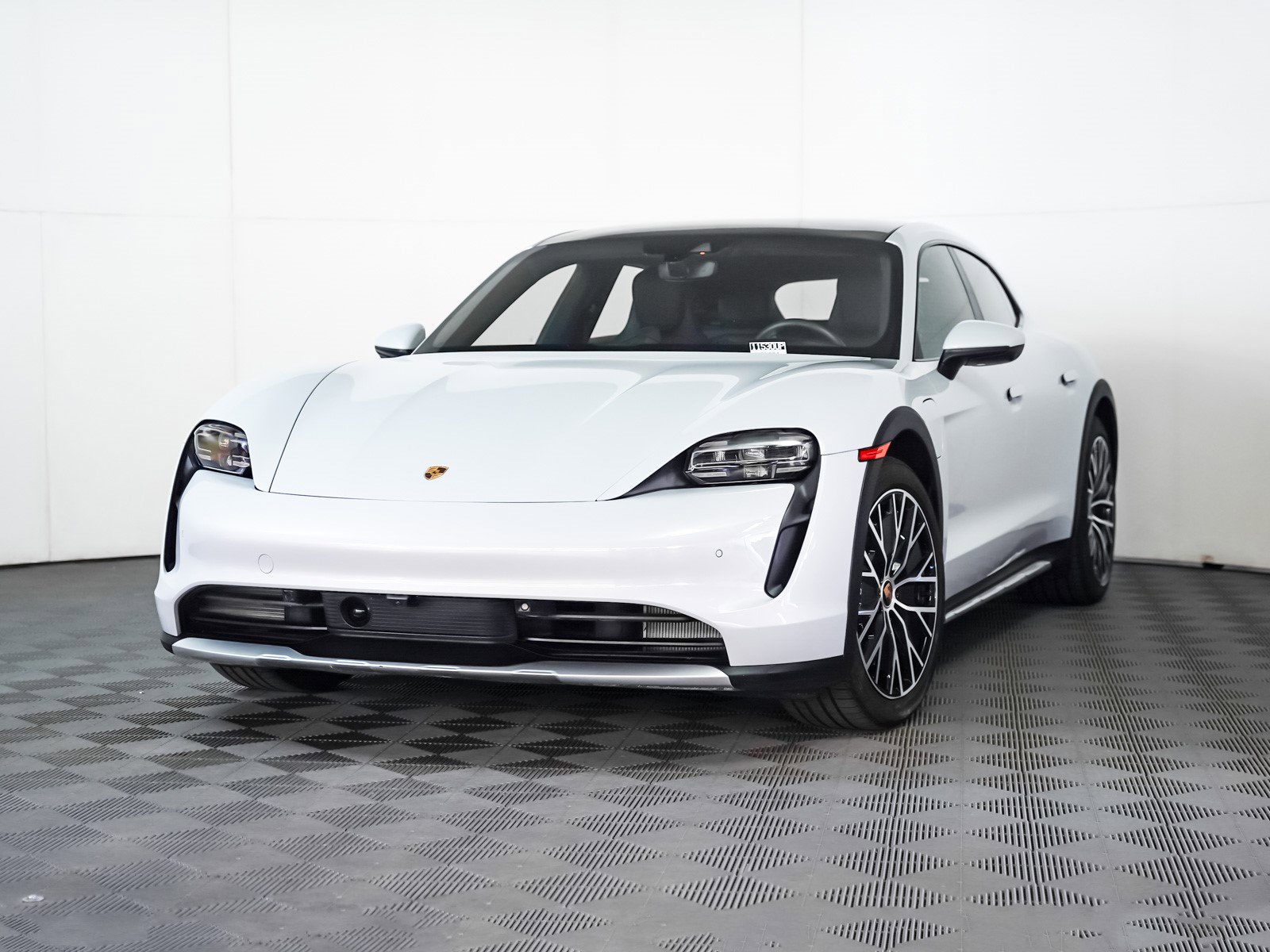 2024 Porsche Taycan S's photo