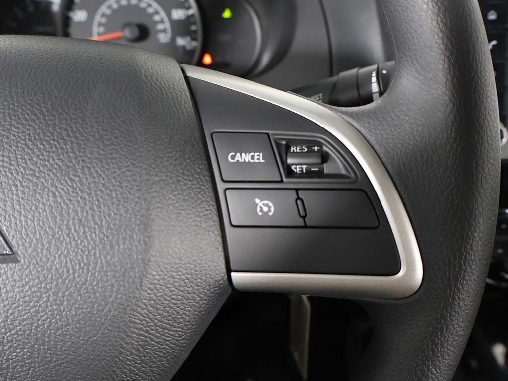 2024 Mitsubishi Mirage G4 ES photo 31