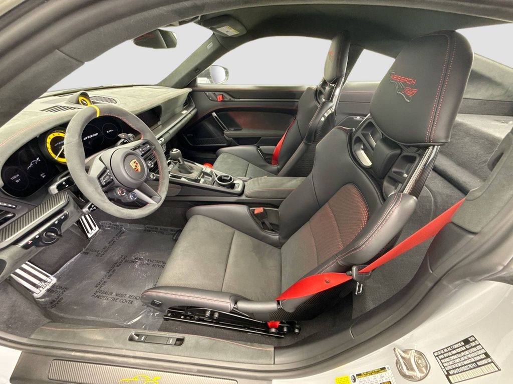 2025 Porsche 911 GT3 RS photo 15