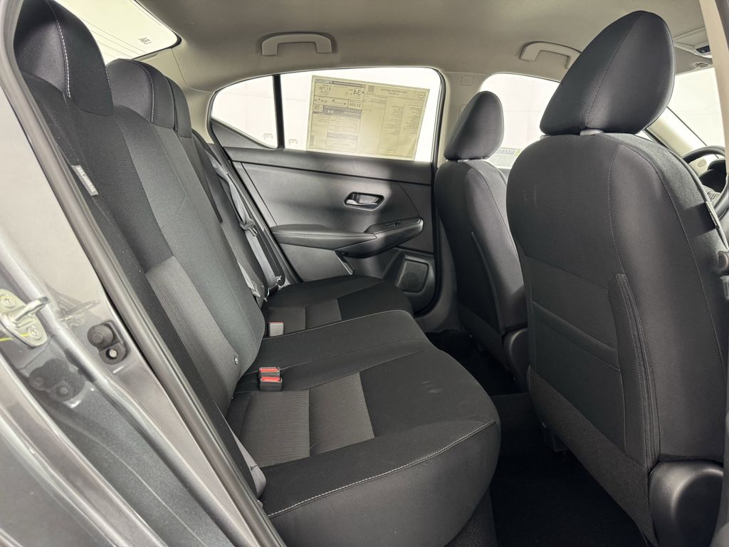 2025 Nissan Sentra SV photo 15