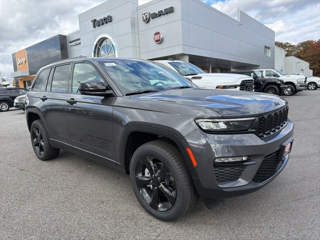2025 Jeep Grand Cherokee Limited's photo
