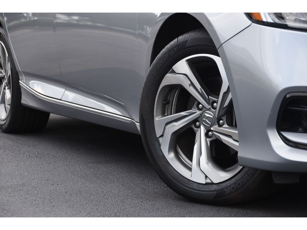 2018 Honda Accord EX-L 1.5T photo 10