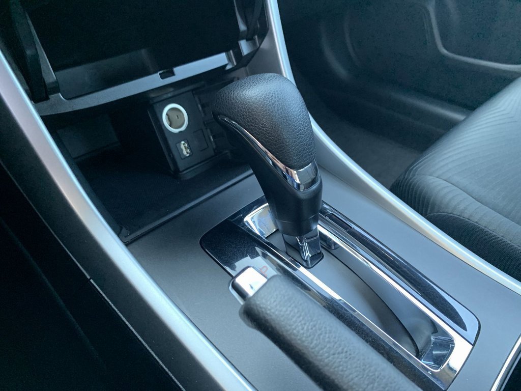 2014 Honda Accord LX photo 14