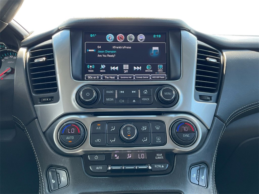 2018 Chevrolet Suburban LT photo 12