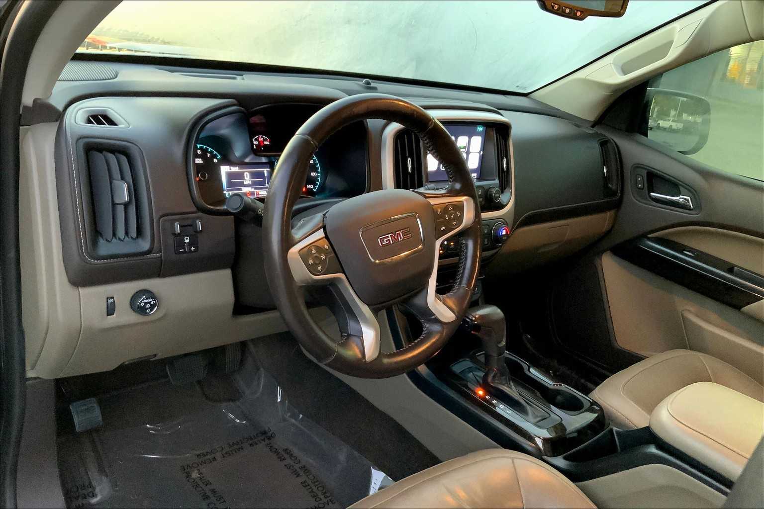 2017 Gmc Canyon SLT photo 14