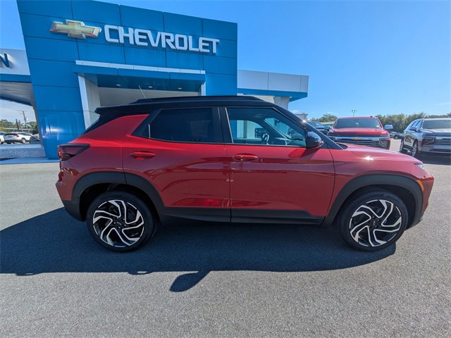 2026 Chevrolet Trailblazer RS photo 3
